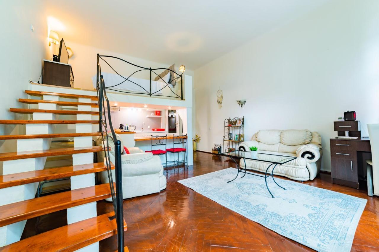 Sabin Apartments Private Parking บราชอฟ ภายนอก รูปภาพ
