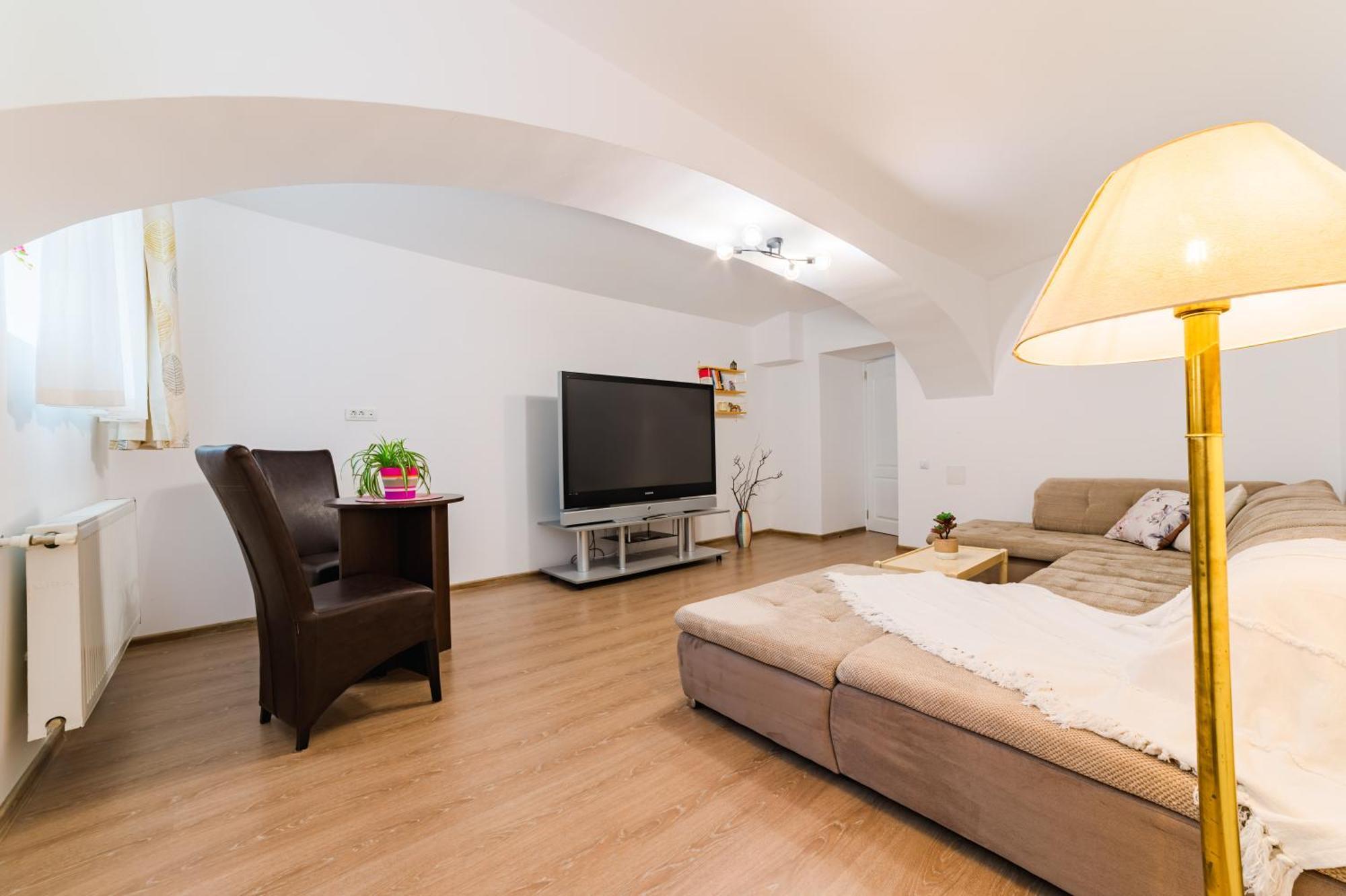 Sabin Apartments Private Parking บราชอฟ ภายนอก รูปภาพ